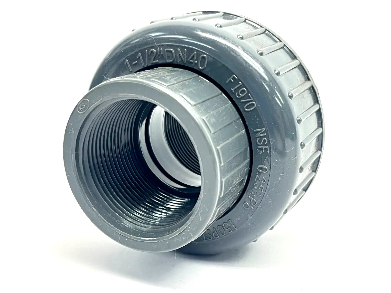 512-44-112-112B | PVC Threaded Pipe Union 1-1/2" - New Other