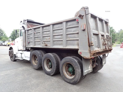 Used 1987 INTERNATIONAL 9300 Dump trucks Massachusetts US | Brookside Equipment Sales #1422170