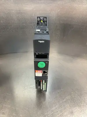 Schneider electric ATV320U07N4B Drive Each (BIN-1.3.1)