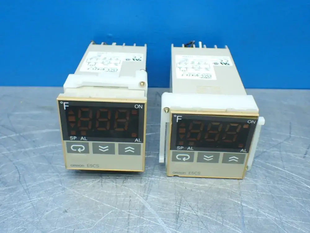 Used OMRON E5CSQ1KJXF Temperature Controls Ohio US | HGR 24 #942606