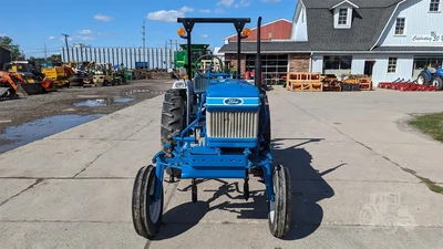 USED 1986 FORD 1710