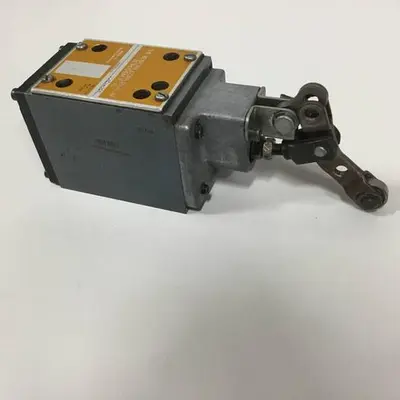 USED REXROTH 54WMRC10D30SO122