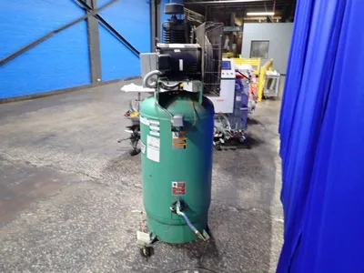 USED 2002 SPEEDAIRE 1WD61