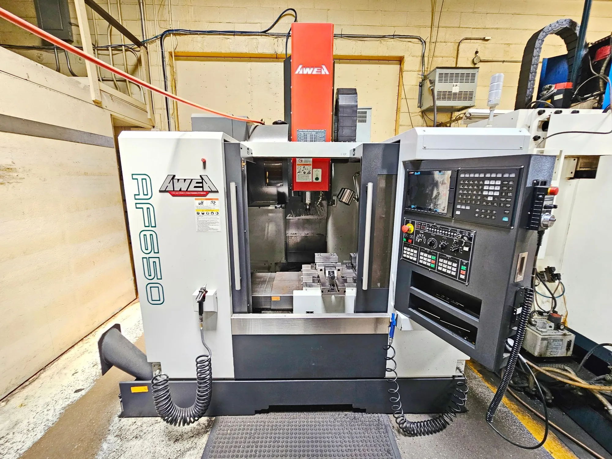 Used 2022 AWEA AF-650 Vertical Machining Centers Ontario CA | CNCsurplus #125054