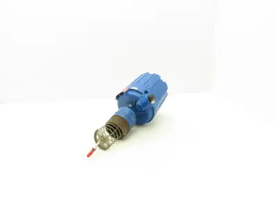 Magnetrol XA15-1E2A-AAQ Displacer Level Switch 120/240VAC 800psi 100°F 2.5"NPT