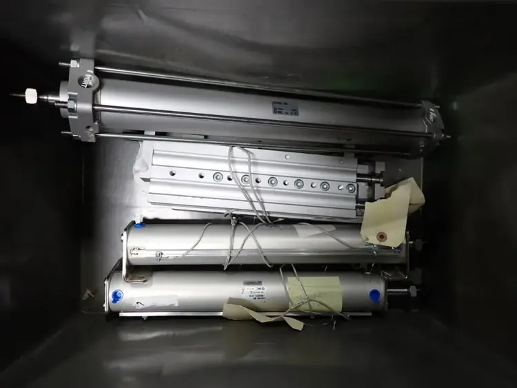 Used SMC CDG1LN50300ZM9BWABPCXC13B , CDA2B50400 Cylinders | HGR 24 #731261