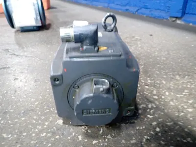 USED SIEMENS 1FK70832AF711CH1