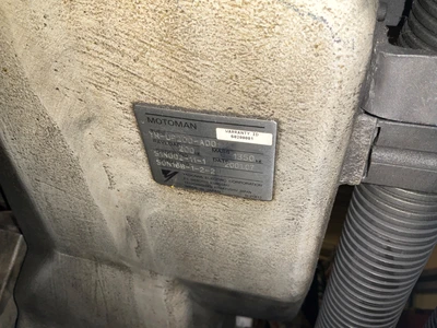 USED 2001 YASKAWA MOTOMAN-UP200