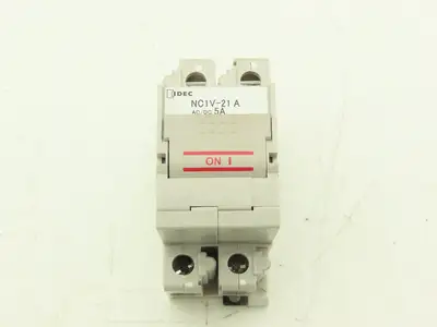IDEC NC1V-2100 5 Amp Circuit Protector 2 Pole A Curve 250VAC/125VDC Lot of 9