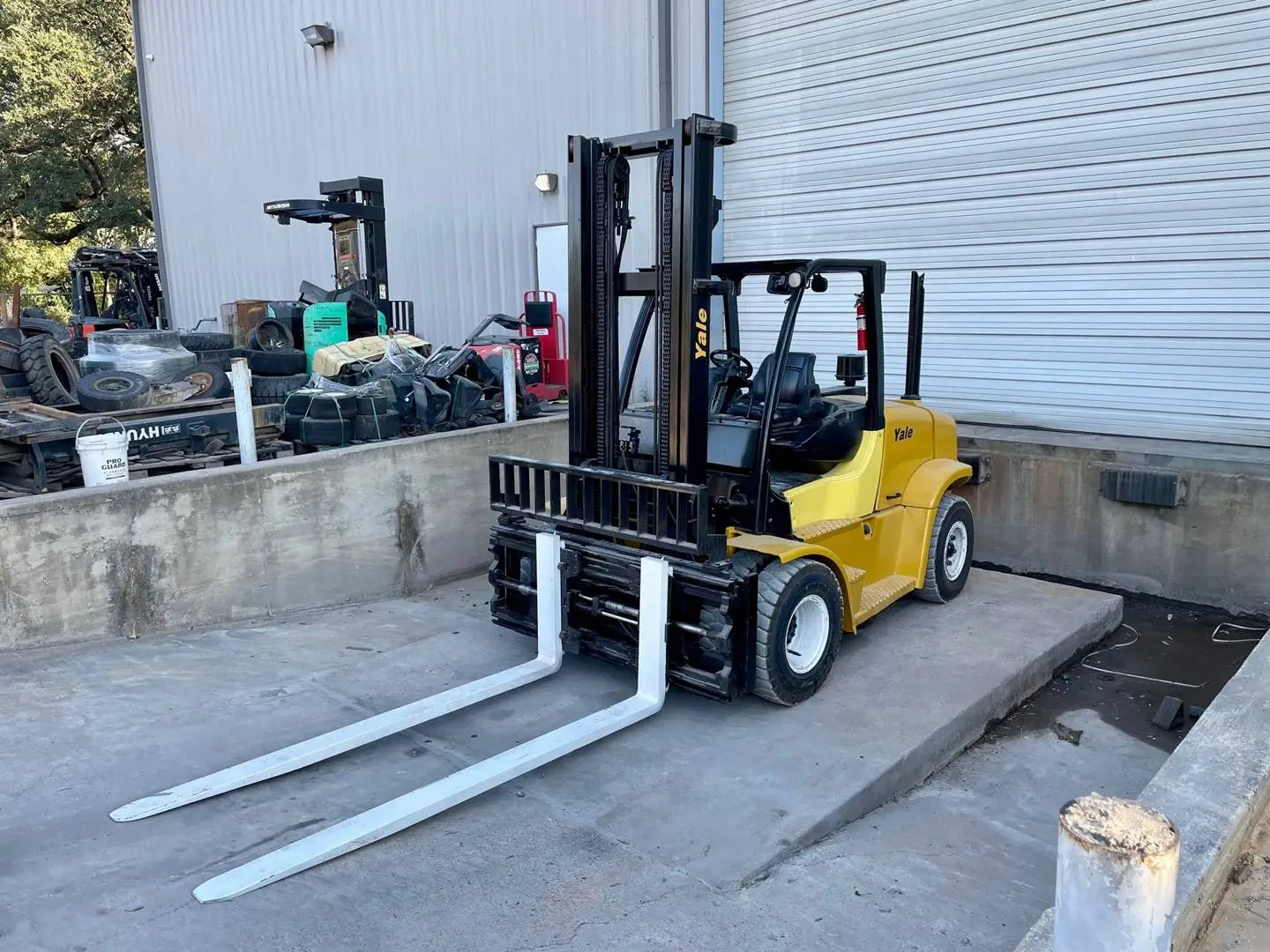 Used 2013 YALE GDP155VX Internal Combustion Forklifts: Pneumatic Tire Texas US | TB Forklifts #1274867