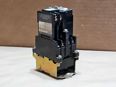 Used ALLEN-BRADLEY 700-NT Misc Electrical & Power Parts British Columbia CA | Lenmark #1439446