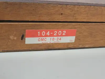 NEW MITUTOYO 104-202