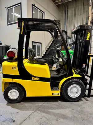 Used 2023 Yale GLP050VXN Internal Combustion Forklifts: Pneumatic Tire New York US | United Lift #1693421