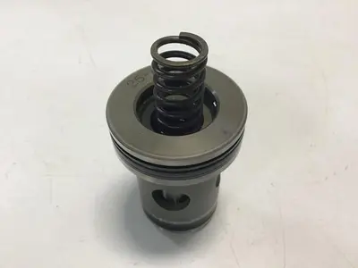 USED VICKERS 25-D10-30