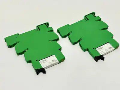PLC-BSC-24DC/21, 2966016, 2961105 | Phoenix Contact PLC-BSC-24DC/21 Relay Base 2966016 w/ 2961105 Relay LOT OF 2 - Used