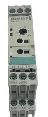 NEW SIEMENS 3RP1505-1BW30 TIME RELAY 3RP15051BW30