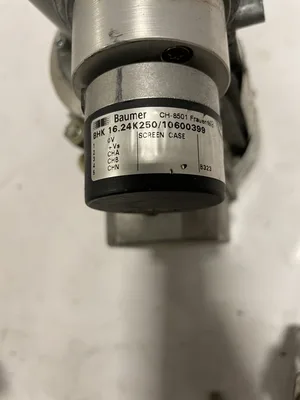 Sew-Eurodrive 0.12kW Gear Drive/Speed Reducer 3PH 7:1 w/ Shaft Encoder