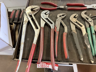 Used _UNKNOWN_ _UNKNOWN_ Pliers Michigan US | Miedema Asset Management Group #1372003