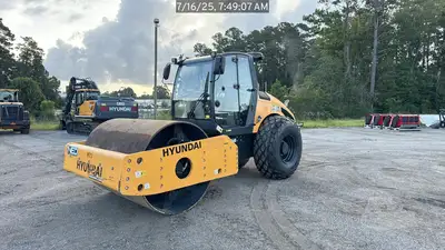 New | in-Stock 2023 HYUNDAI HR120C-9 Single Drum Rollers South Carolina US | National Equipment Dealers #1422825