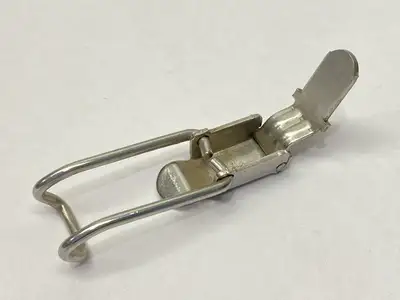 NEW UNIMOVE DUST FILTER HOUSING CLIP LOT OF 8