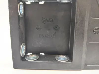E6-620-10, E6-620-11, E6-620-20, E6-620-21 | igus E6.62 KMA Mounting Bracket Set E6.620.10 11 20 21 - New