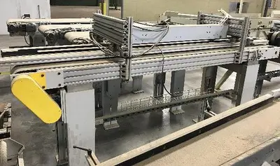 20 INCH WIDE x 9 FT LONG BELT CONVEYOR WITH ADJUSTABLE GUIDE AND CENTER HOLD-DOWN BEAM