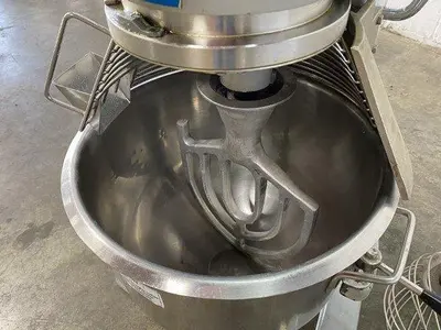 USED 2005 SPAR SP-22HI-K