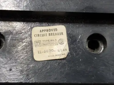 USED SQUARE D 999330