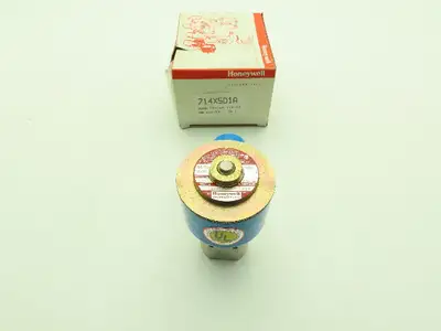 Honeywell Skinner 714X5D1A Solenoid Valve 3-Way NC 120V 150 PSI 1/8" NPT