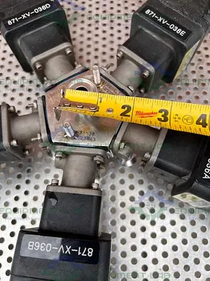 USED 5 ITT ADVANTAGE 5 WAY STAINLESS STEEL DIAPHRAGM VALVES W/ VALVE POSITIONER
