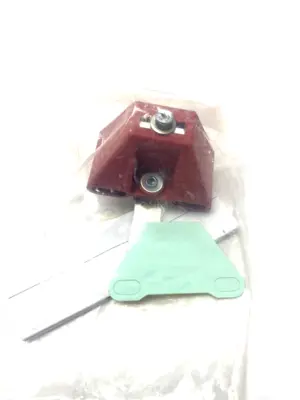 NEW TELEMECANIQUE PIVOTING ACTUATOR KEY