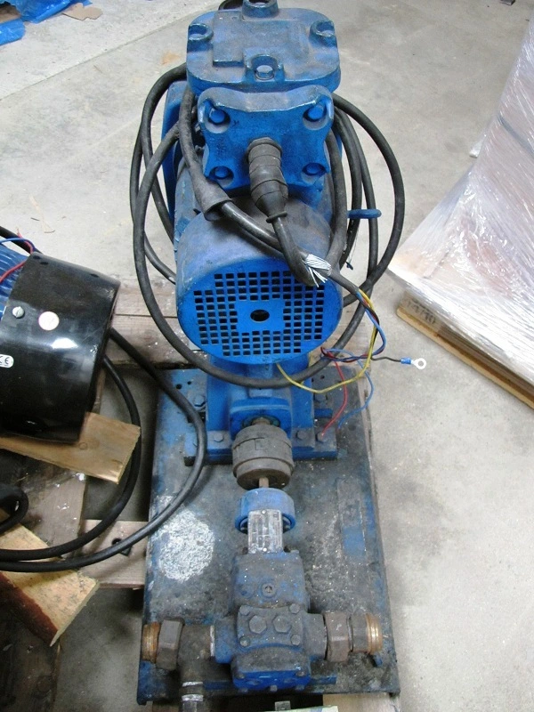 15 Lpm M/S Jktd Sterling Gear Pump