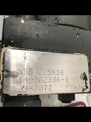 USED CINCINNATI MILACRON 189062338-1