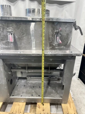 Used _UNKNOWN_ _UNKNOWN_ Screw Feeders West Virginia US | Cooper Industries #1409479