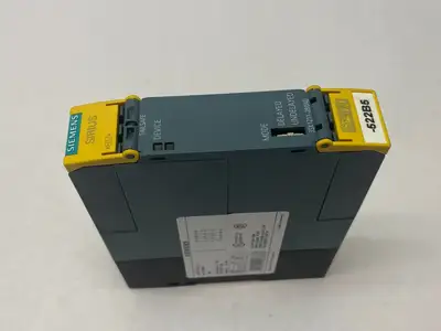 USED SIEMENS SIRIUS SAFETY RELAY, SPRING-TYPE, OUTPUT EXPANSION, 24VDC