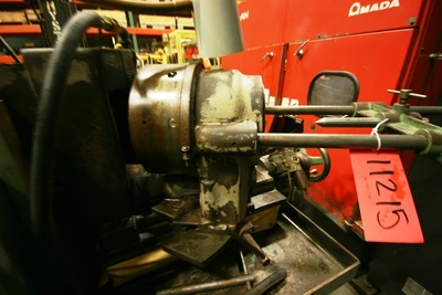 Oliver Model 600 Tool Grinder with Auto Feed, 9″ Chuck