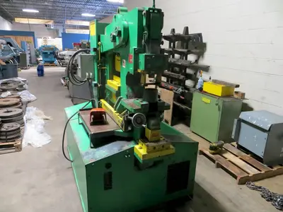125 Ton Unihydro Hydraulic Ironworker Model P125-24