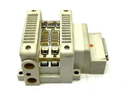 VV5QC21-02C6FD0-S | SMC  Base Mount Plug-In Manifold - Used