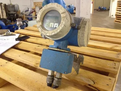 USED Endress Hausser 33FT2F-MD1FD11F21A