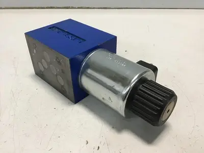 USED BOSCH 0 810 001 930