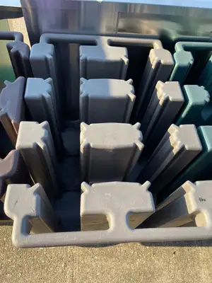 Used Cambro Used Cambro DC575 - Polyethylene 312/5.75" Dish Cart - SS142 Restaurant Equipment (Miscellaneous) Illinois US | Falcon Restaurant Supply #1376010