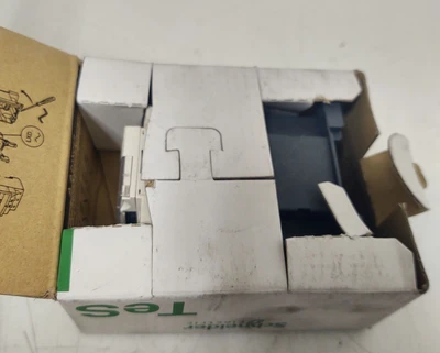 NEW Schneider LC1D09G7