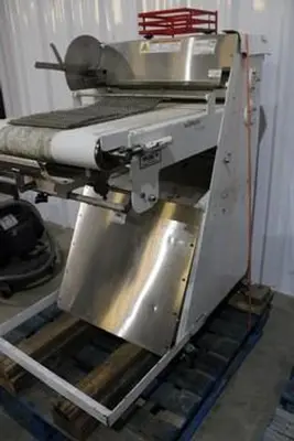 USED OLIVER 860L