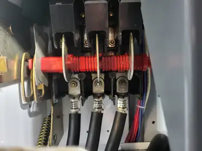 Model 6 Motor Control Center MCC Section, 600V, 3PH, 1200A Bus
