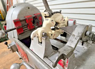Collins Model C Pipe Threader