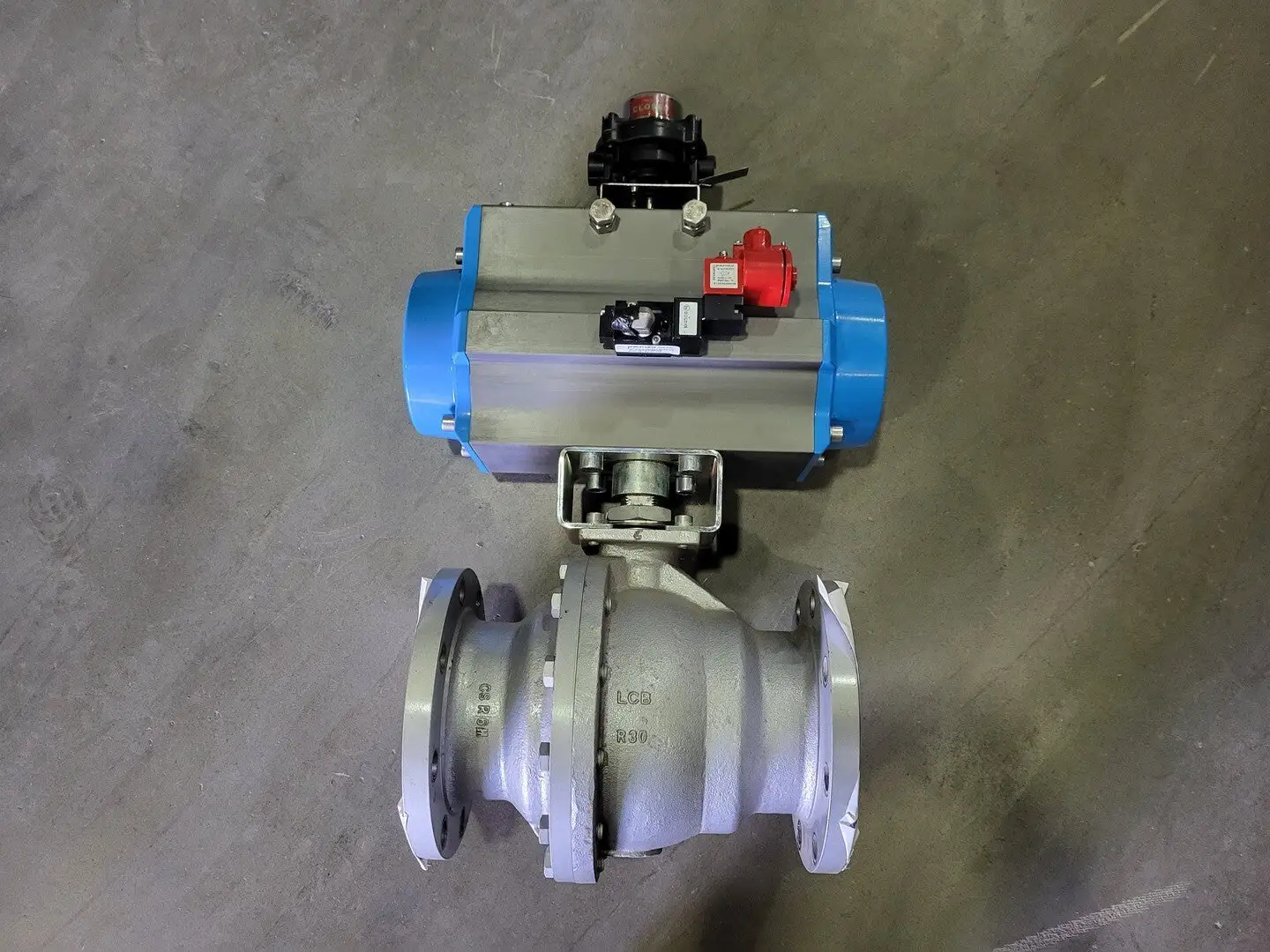 6" Flanged Ball Valve w/ Valbia 180 Actuator