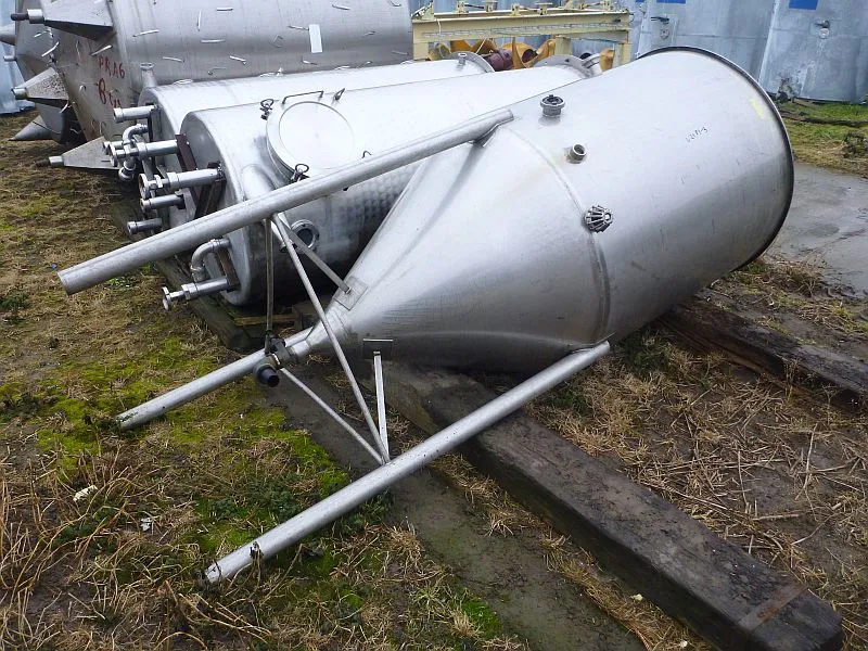 1400 Liters Stainless Steel Vertical Storage Tank