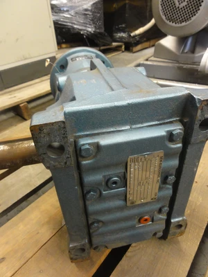 NEW SEW EURODRIVE K77LP215