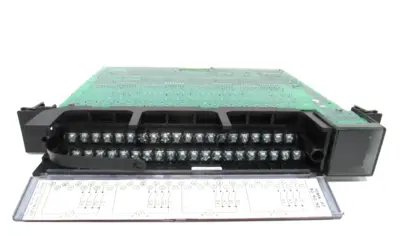 NEW GE FANUC 44A731688-G01 PROGRAMMABLE CONTROLLER 44A731688G01