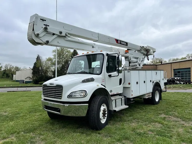 Used 2018 FREIGHTLINER M2 106 Tractors & Trailers Pennsylvania US | Monster Equipment #1370991